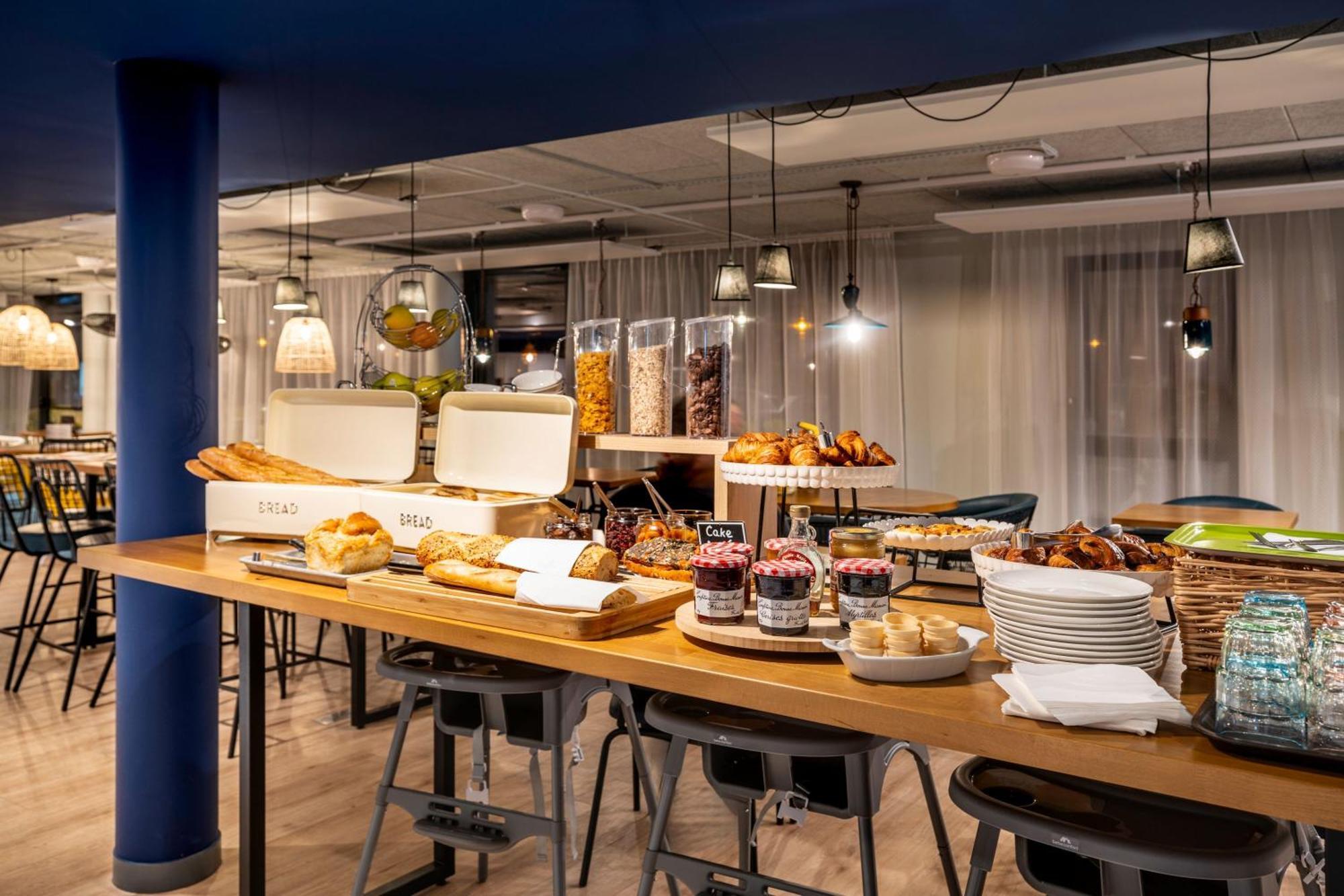 Отель Ibis Styles Морле Экстерьер фото
